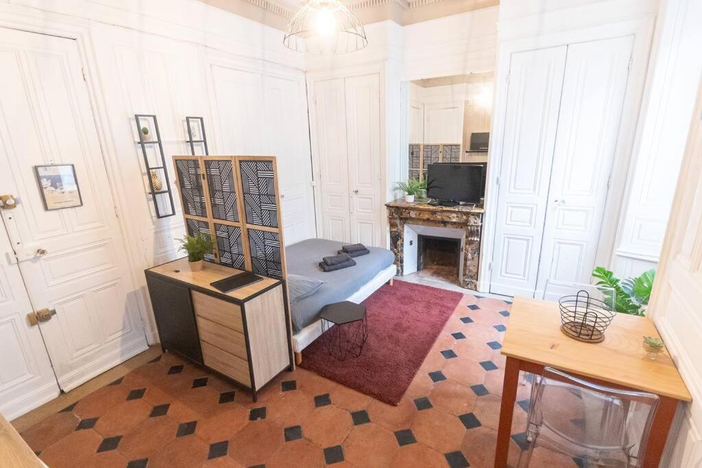 Immeuble L'Aristocrate - L'Authentique - Bd Carnot Διαμέρισμα Ανζέρ Εξωτερικό φωτογραφία